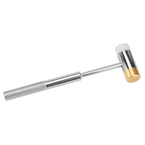 Wheeler Nylon / Brass Hammer je ideální pro použití na stolku nebo střelnici, s nylonovou tváří pro ochranu a mosaznou pro přesné údery a montáže.