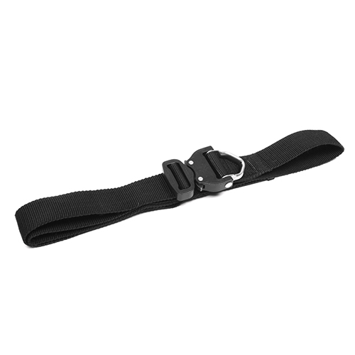 ULFHEDNAR Cobra Belt features a robust cobra buckle with a D-ring, ideal for stabilizing your rifle when shooting from a tripod or barricade.
