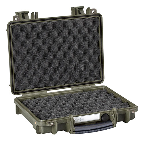EXPLORER CASES 3005 GCV offers ultimate protection with waterproof design, corrosion-proof hinges, and customizable storage for secure transportation of your firearms.