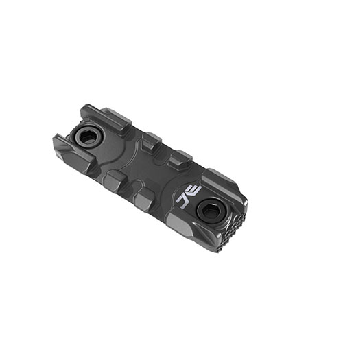 M-LOK Picatinny Forend Rail (2") od MDT umožňuje snadné připojení bipodů a dalších příslušenství podle specifikace 1913 na M-LOK systémy.
