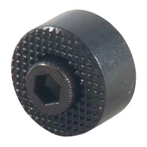 Extra-long 1911 Oversized Magazine Release Button with 40 lpi checkering ensures a secure grip for faster mag changes without altering your grip position.