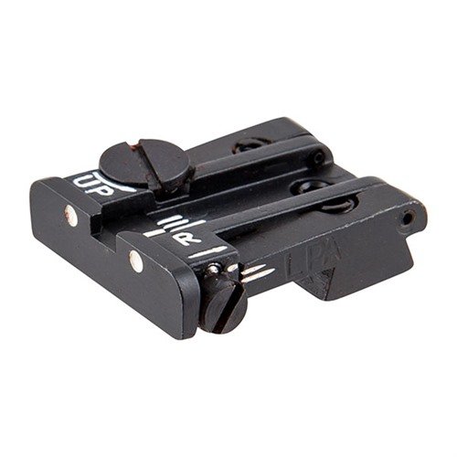 Získejte přesnost s BERETTA ADJUSTABLE REAR SIGHT, snadno se instaluje, nastavitelné v elevaci a větru, vyrobeno z pevné oceli, včetně nářadí.
