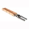 Získejte bezpečný a konzistentní úchop s Lyman 4 CAVITY MOULD HANDLES, které izolují ruce od tepla a snadno se připevňují k formám pro odlévání.
