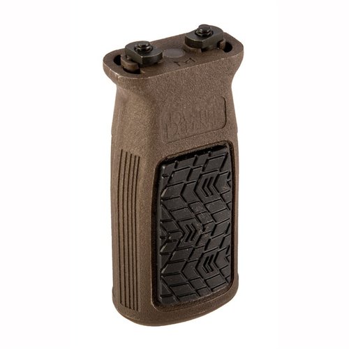 M-LOK Vertical Grip od Daniel Defense nabízí pohodlný úchop díky měkkému gumovému potahu, ideální pro mokré i suché podmínky, kompatibilní s M-LOK technologiemi.