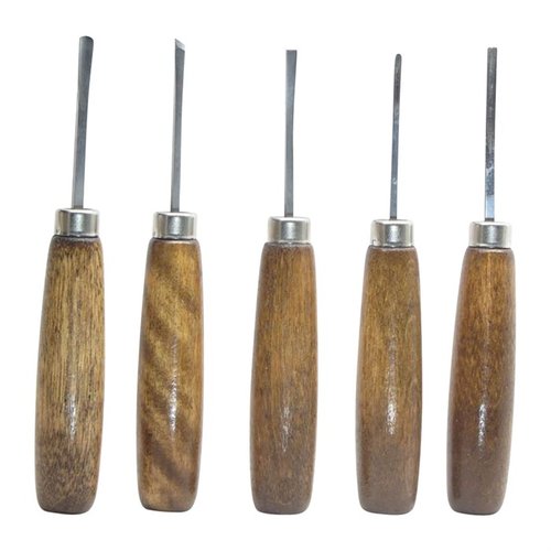 Discover precision with U.J. Ramelson's 5-piece wood carving set, featuring polished tools, comfortable handles, and essential chisels for detailed projects.