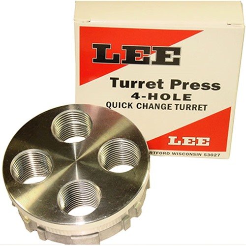 Rychlá výměna kalibrů s hliníkovým 4-hole turret od Lee Precision, kompatibilní s 4-Hole Turret Press a Classic Turret Press pro efektivní přebíjení.