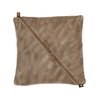 Organize your gear with the Large WONTON, featuring a lightweight mesh design, diagonal zipper for easy access, and durable construction for a lifetime of use.