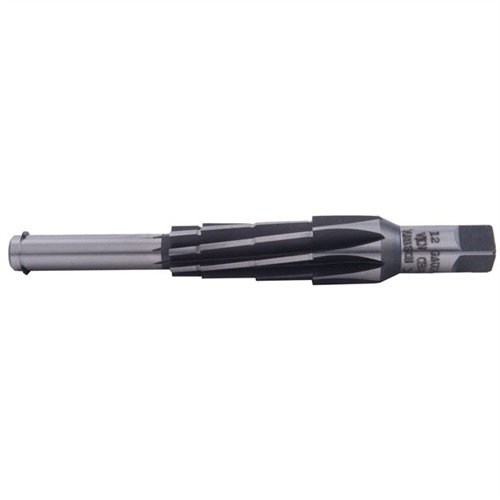 Rychlá a přesná instalace choke trubek s reamerem Manson Precision, ideální pro použití na soustruhu, s vyměnitelnými pilotními pouzdry pro dokonalé zarovnání.