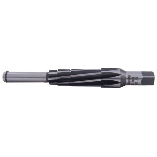 Rychlá a přesná instalace choke trubek s 12 GA Rem-Choke reamerem od Manson Precision, ideální pro použití na soustruhu pro dokonalé výsledky.