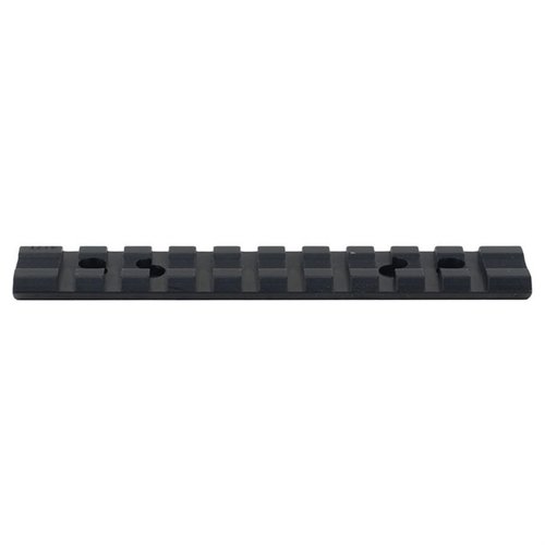 MOSSBERG 500 BASE SYSTEM od WEAVER je ideální pro vaši Mossberg 500, nabízí vynikající stabilitu a přizpůsobitelnost pro maximální výkon na střelnici.